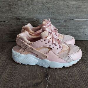 NIKE HUARACHE RUN SE GS PRISM PINK 904538-600 SIZE 4.5 YOUTH GIRL CASUAL RUNNING